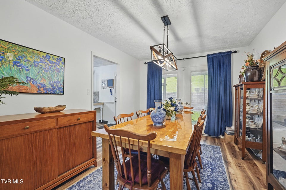 Photo #15: 5009 Surrey Drive