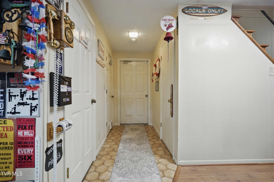 Photo #34: 5009 Surrey Drive