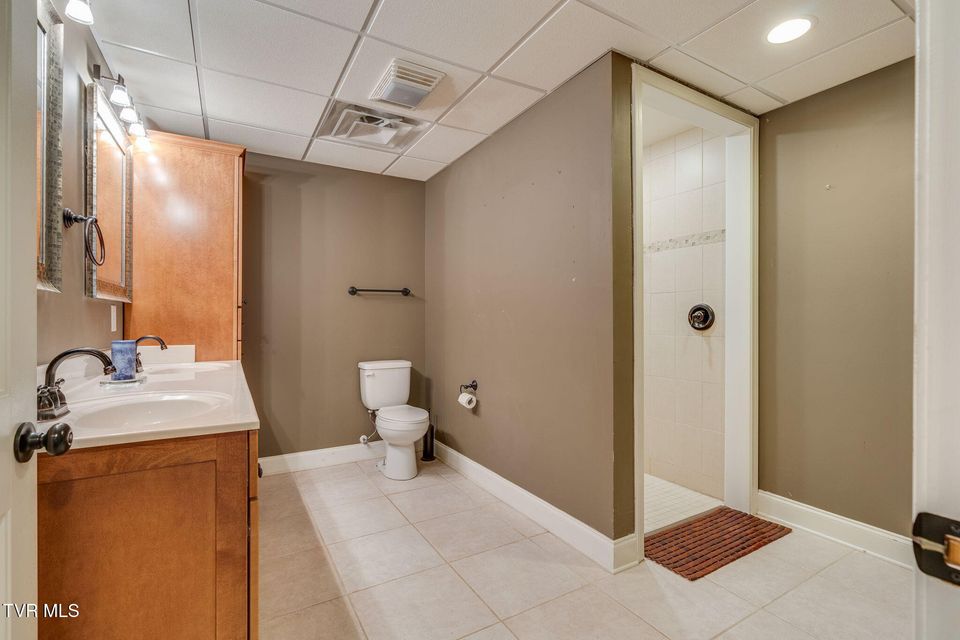 Photo #43: 1001 Willows Trace Drive