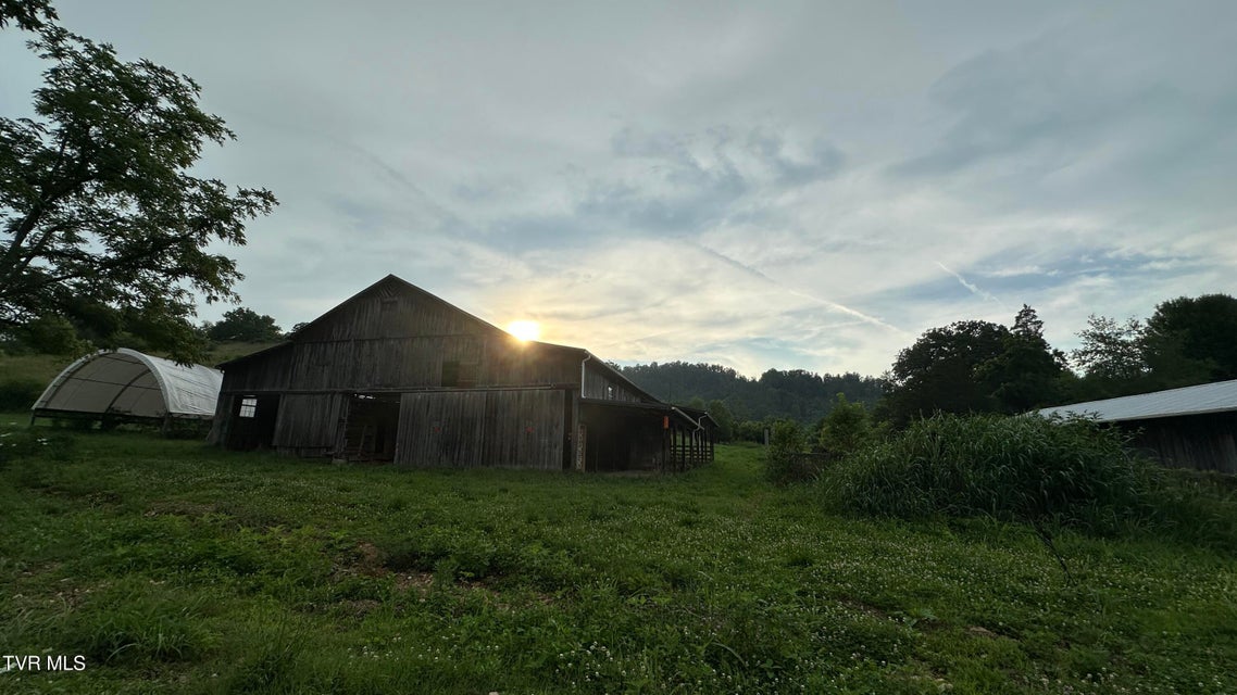 Photo #20: 202 Eidson Lane