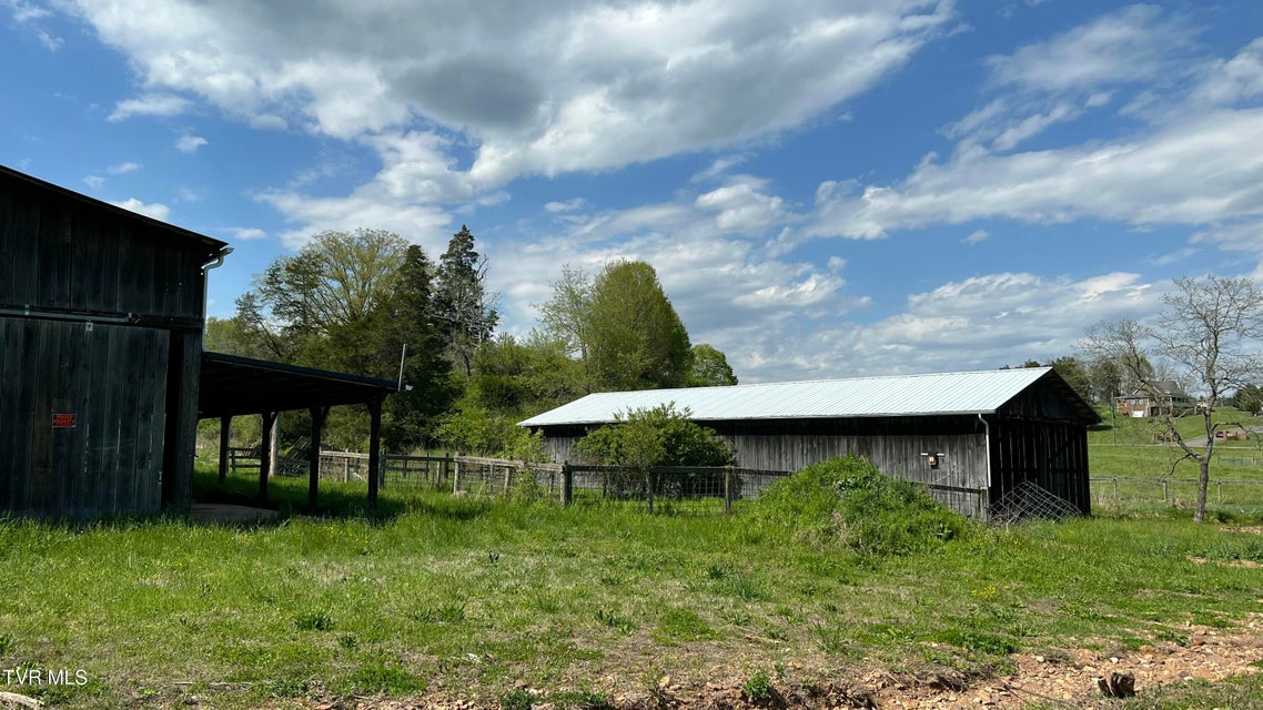 Photo #78: 202 Eidson Lane