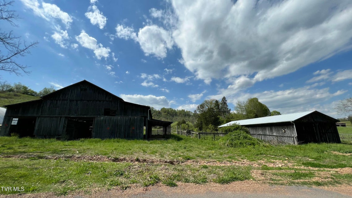 Photo #82: 202 Eidson Lane