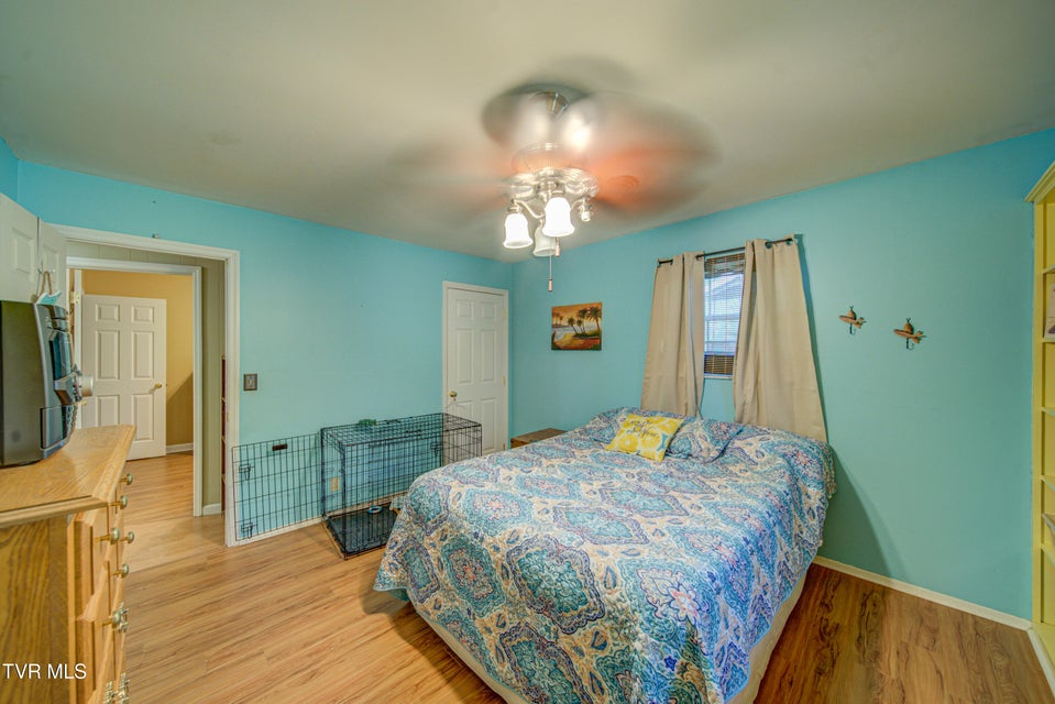 Photo #41: 133 Greenwood Street