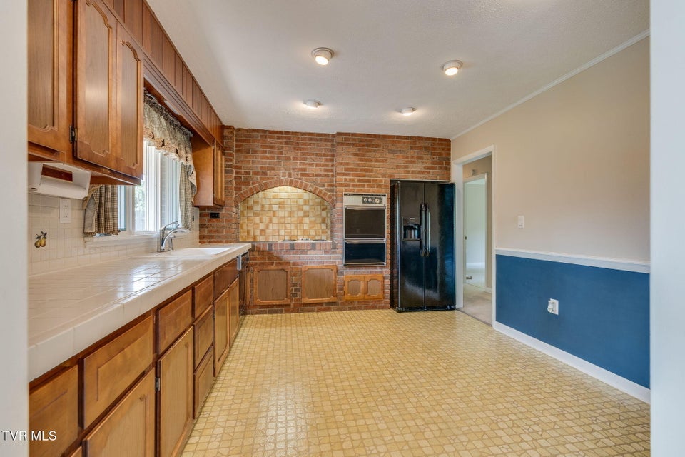 Photo #11: 206 Windmere Place
