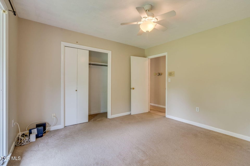 Photo #22: 206 Windmere Place