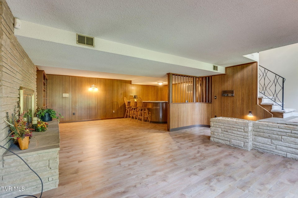 Photo #24: 206 Windmere Place