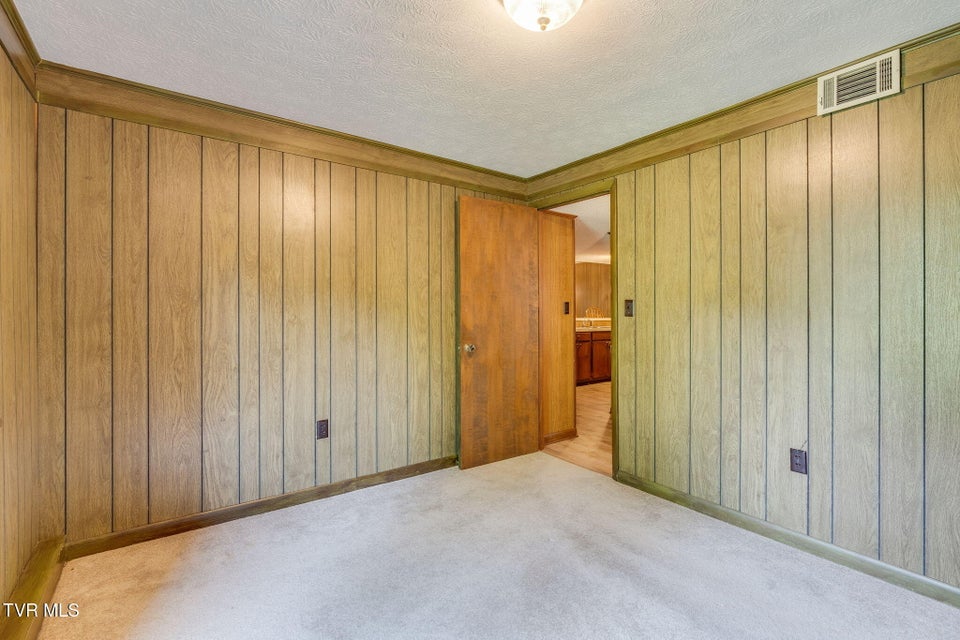 Photo #30: 206 Windmere Place