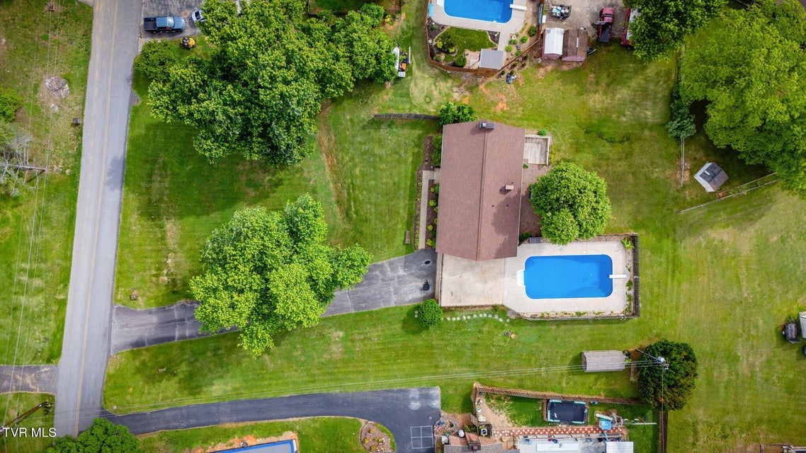Photo #48: 206 Windmere Place
