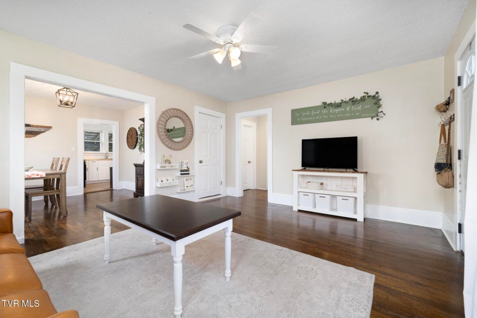 Photo #8: 4217 Sullivan Gardens Drive