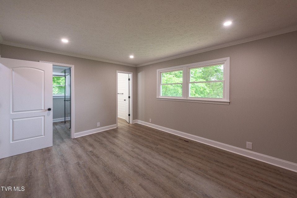 Photo #33: 1236 Nassau Drive