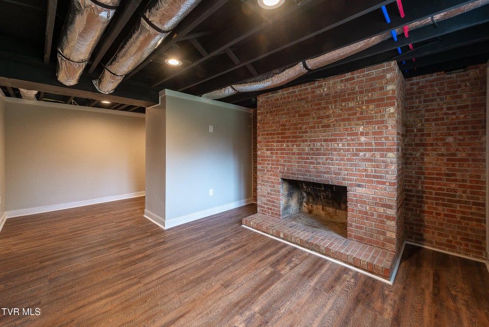 Photo #38: 1236 Nassau Drive