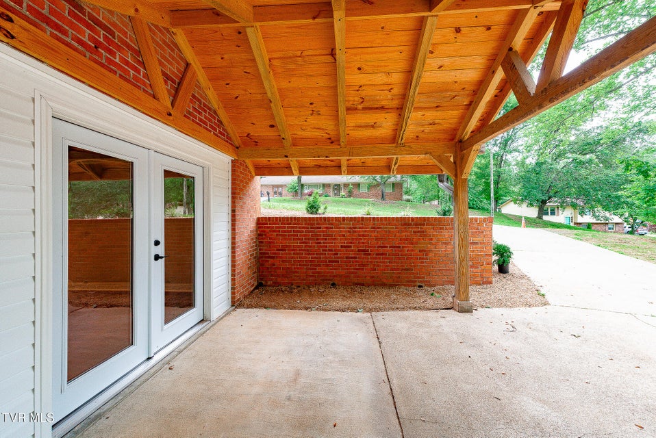 Photo #66: 1236 Nassau Drive