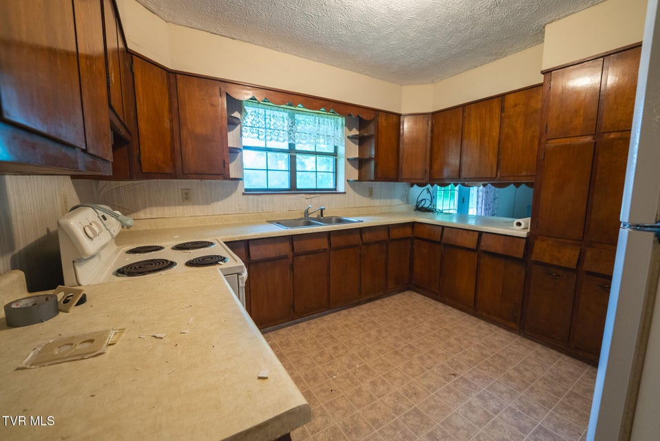 Photo #8: 331 Luther Villa Road