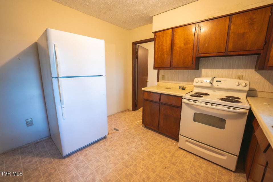 Photo #11: 331 Luther Villa Road