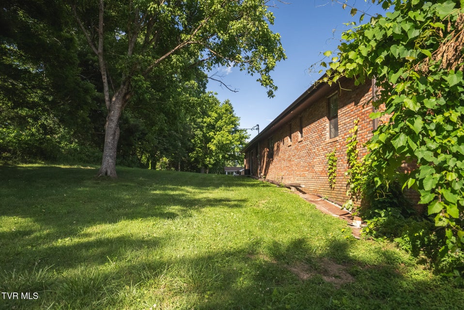 Photo #44: 331 Luther Villa Road