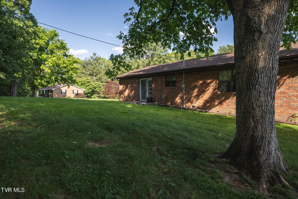 Photo #46: 331 Luther Villa Road