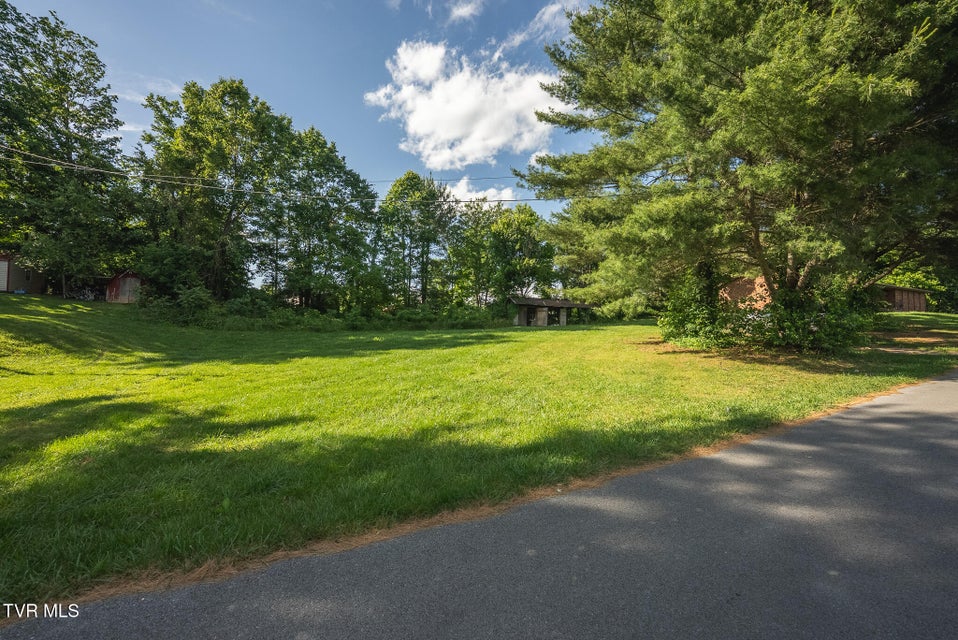 Photo #57: 331 Luther Villa Road