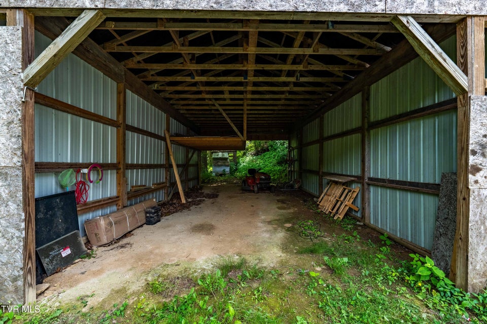 Photo #45: 402 Crabtree Road