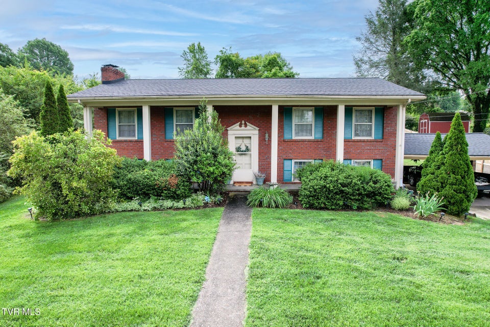 Photo #38: 523 Ravenwood Drive