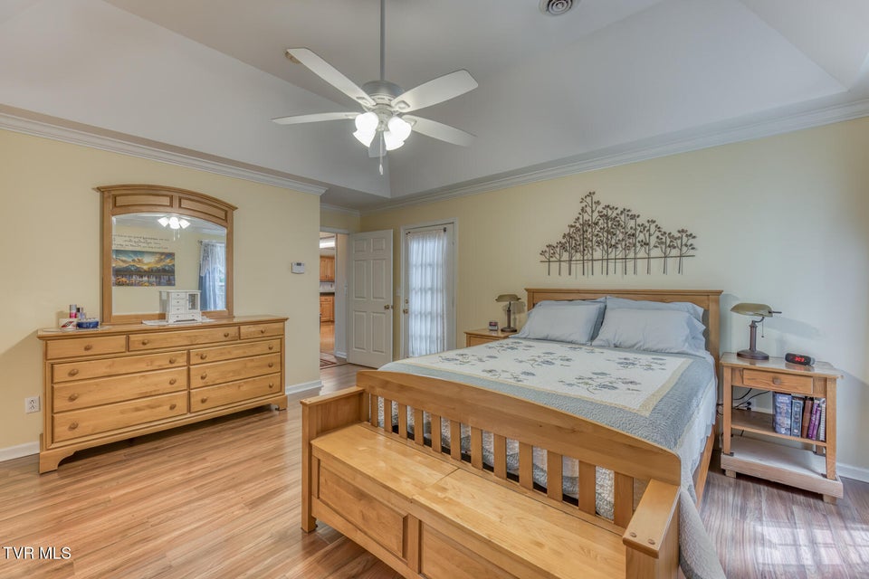 Photo #28: 620 Glen Oaks Place