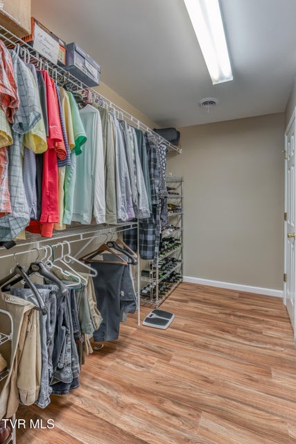 Photo #32: 620 Glen Oaks Place