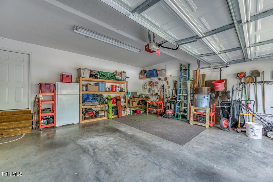 Photo #46: 620 Glen Oaks Place