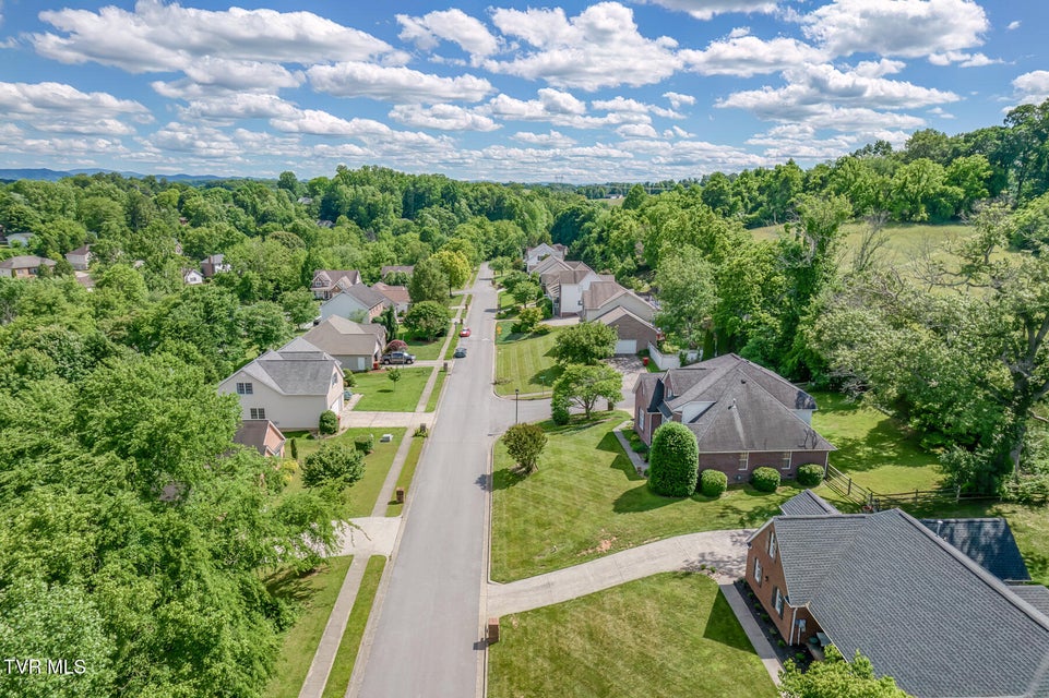 Photo #65: 620 Glen Oaks Place