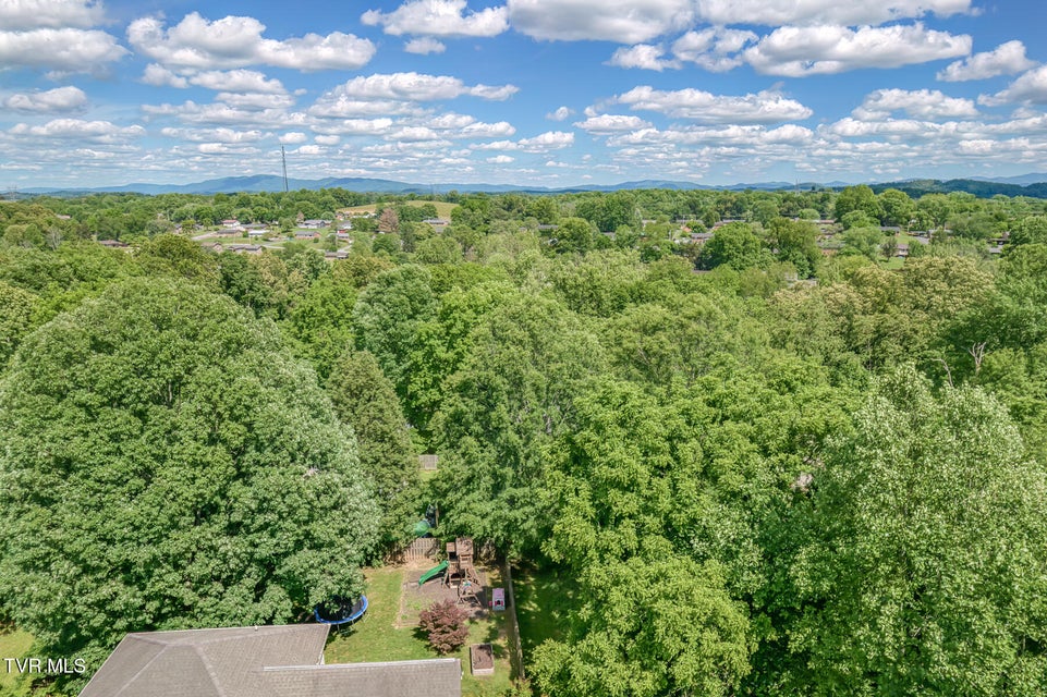 Photo #66: 620 Glen Oaks Place