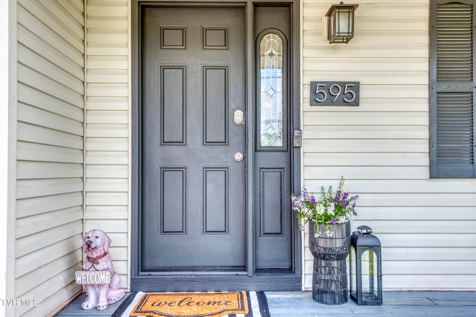 Photo #4: 595 Suncrest Drive Drive