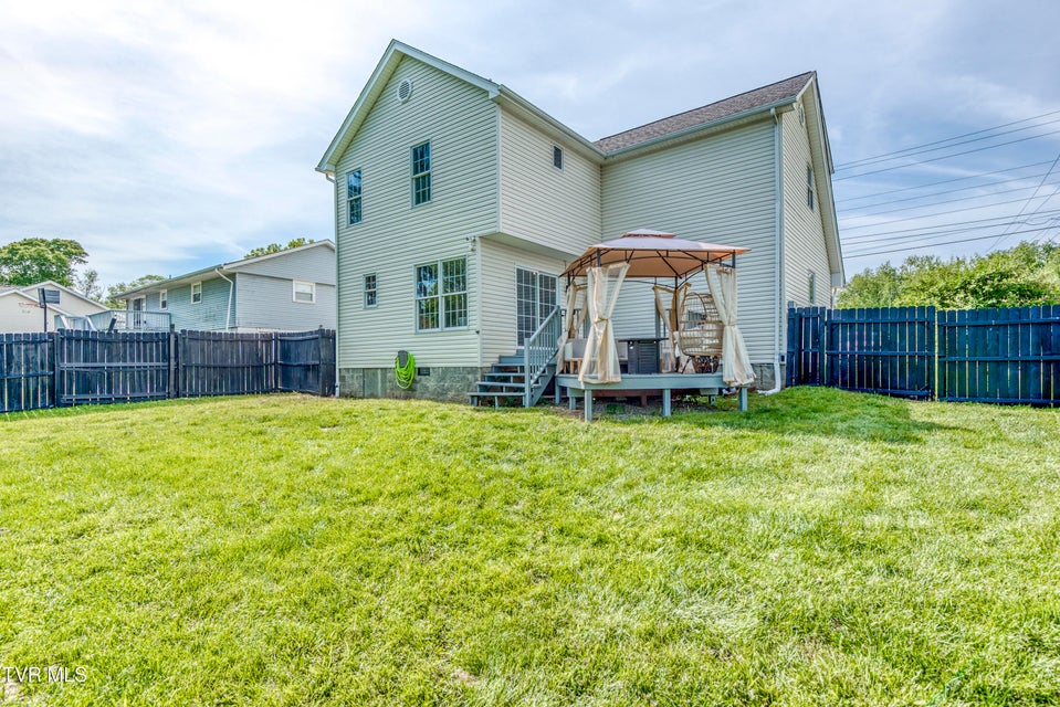 Photo #25: 595 Suncrest Drive Drive