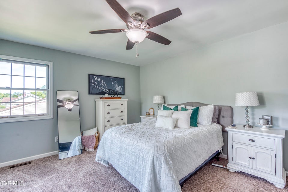 Photo #16: 595 Suncrest Drive Drive
