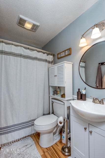 Photo #15: 595 Suncrest Drive Drive