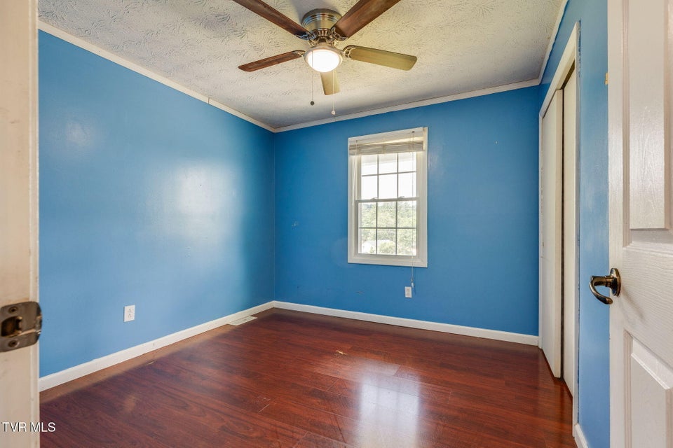 Photo #19: 404 Laurel Ct.
