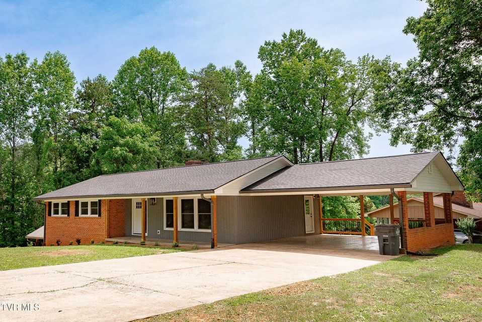 Photo #5: 1236 Nassau Drive
