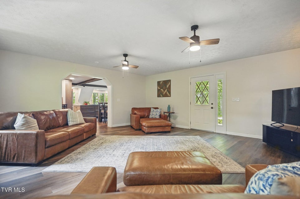 Photo #17: 8466 Courtland Road