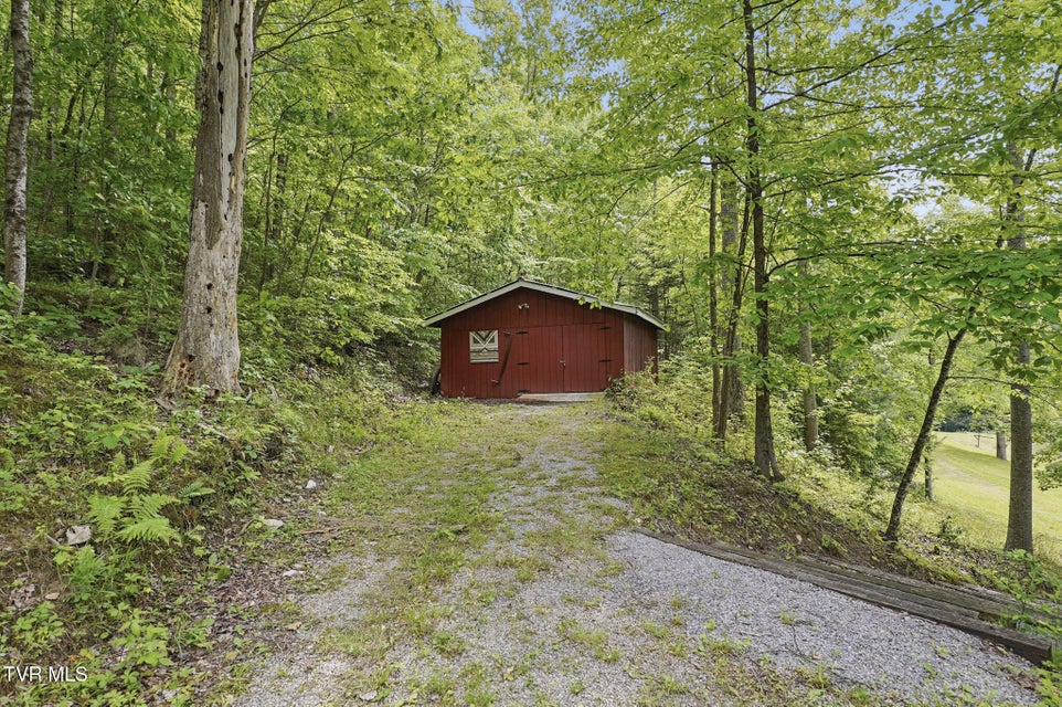 Photo #41: 8466 Courtland Road