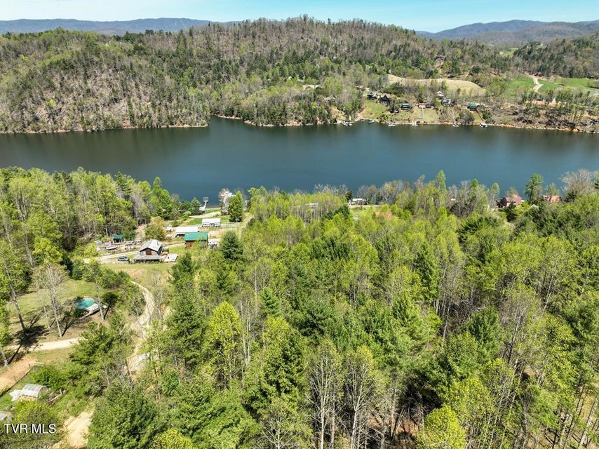 Photo #17: 512 Norris Rd ( Bridle Path) Road