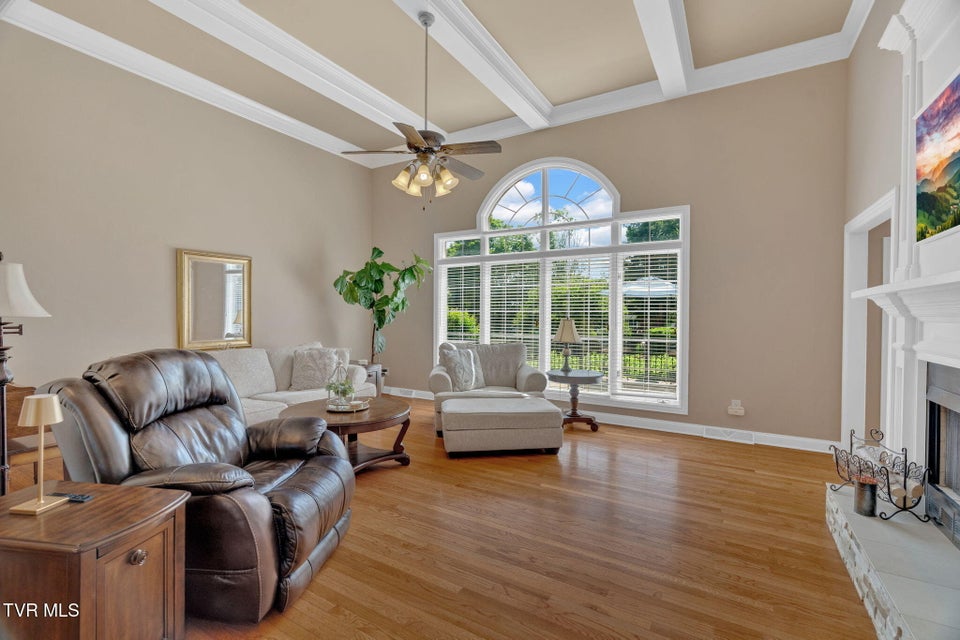 Photo #5: 5 Carriage Court