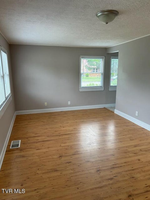 Photo #7: 1657 Redwood Drive