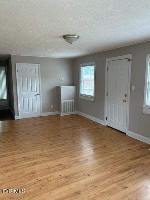 Photo #8: 1657 Redwood Drive