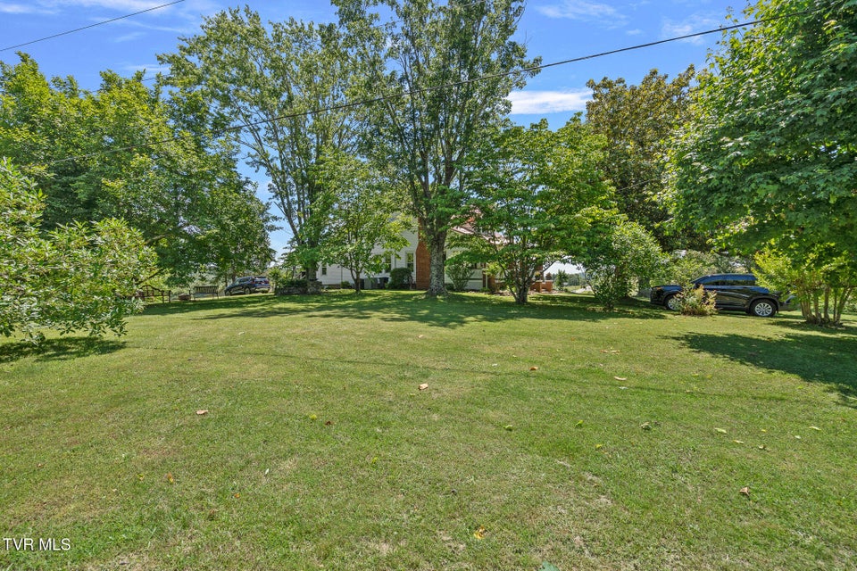 Photo #51: 200 Smith Mill Road