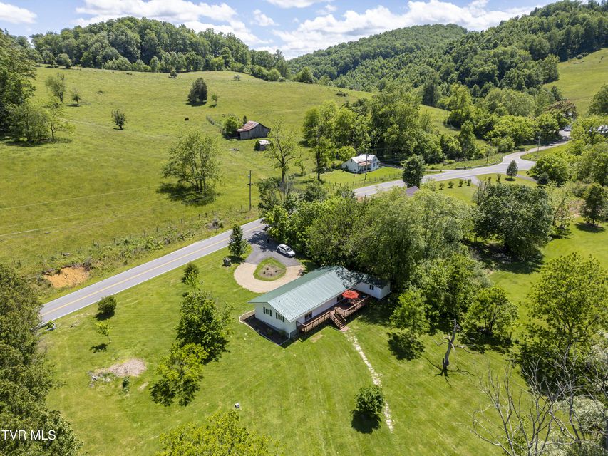 Photo #9: 21463 Rich Valley Road