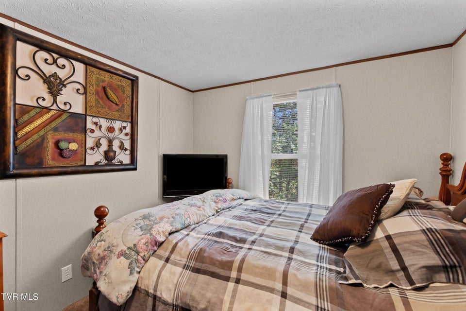 Photo #19: 7812 Stagecoach Road