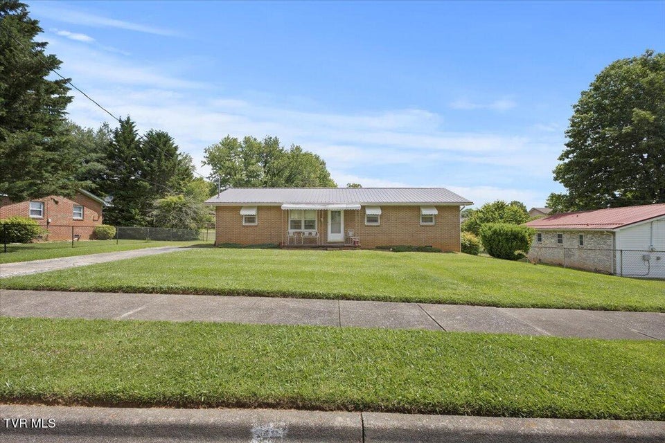 Photo #4: 313 Peach Blossom Court