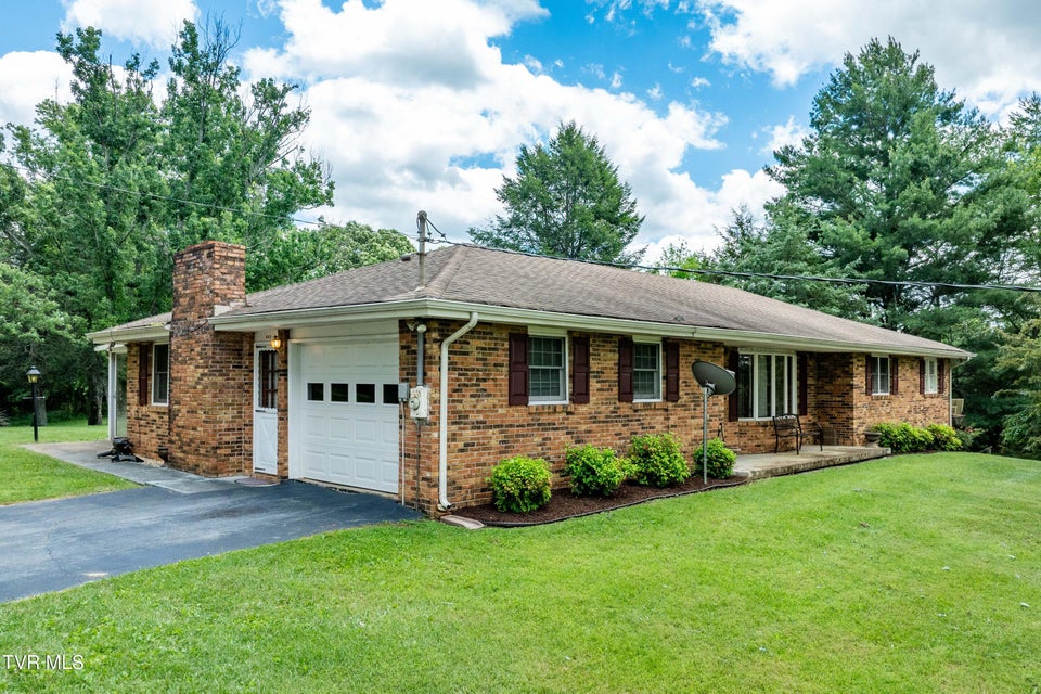Photo #5: 293 Miller Road