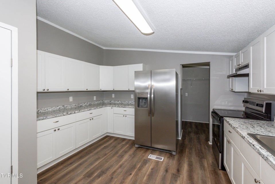 Photo #3: 123 Griffin Drive