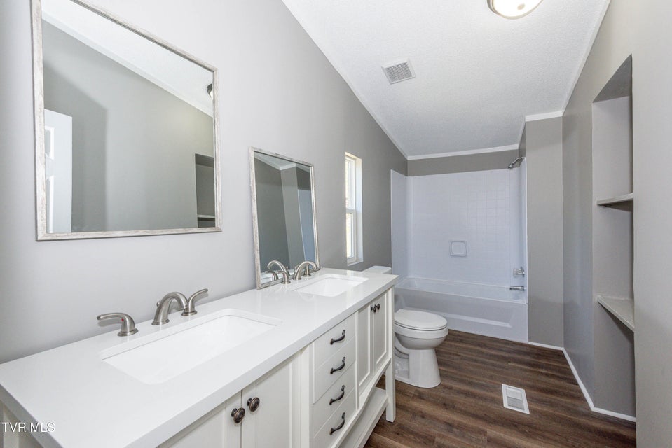Photo #19: 123 Griffin Drive