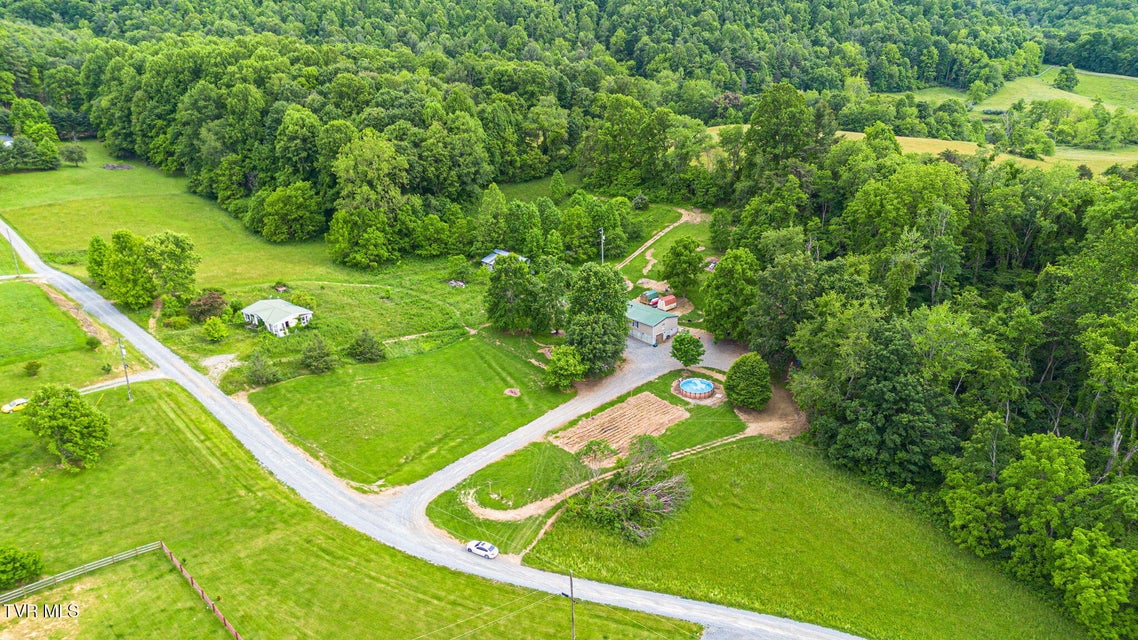 Photo #2: 17508 Dreamers Lane