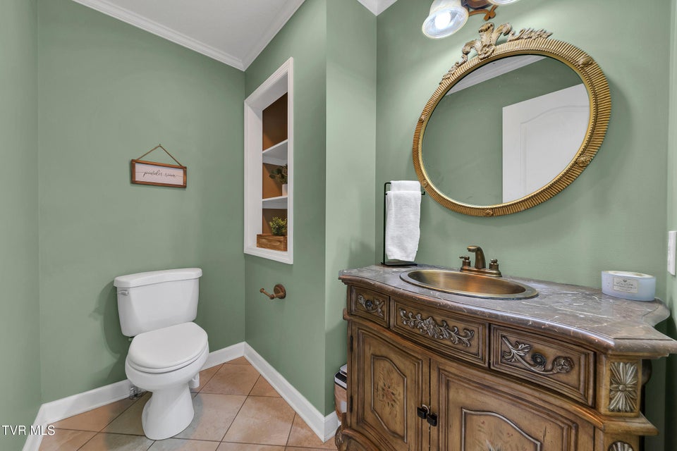 Photo #8: 509 Amelia Court