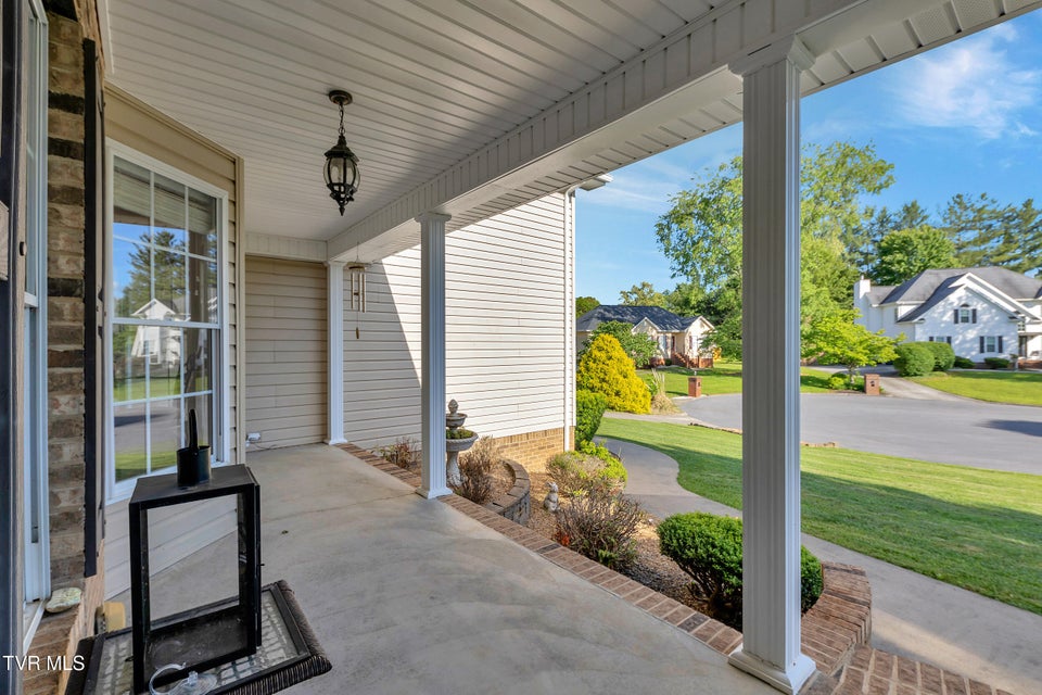 Photo #5: 509 Amelia Court